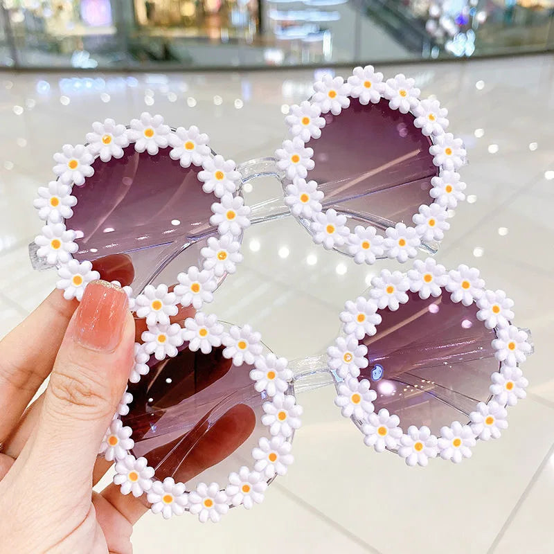 2022 New Girl Boys Cute Sunglasses Flower Outdoor Children Lovely Vintage Sunglasses UV400 Classic Toddler Kids Shades