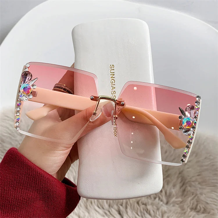 2024 Luxury Vintage Sunglasses Branded Custom logo Eyewear Shades Oversized Female Rimless Square Diamond Ladies Sunglasses