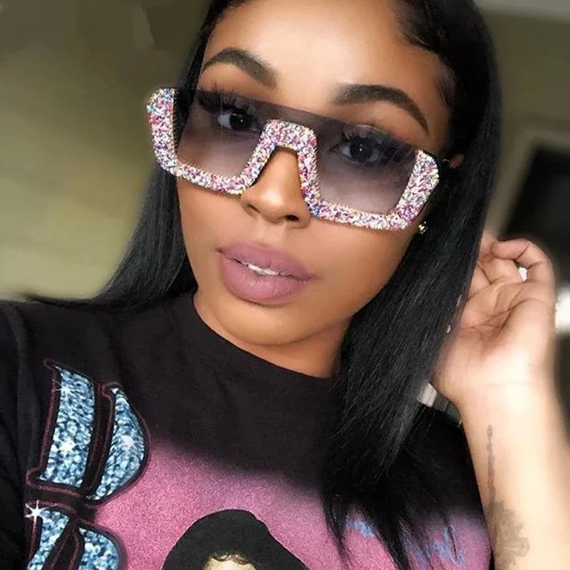 2026 New Arrivals Bling Studded High Quality Glitter Luxury Designer Sun Glasses Shades Rhinestone Square Sunglasses for Woman