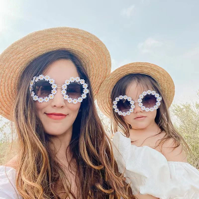 2022 New Girl Boys Cute Sunglasses Flower Outdoor Children Lovely Vintage Sunglasses UV400 Classic Toddler Kids Shades