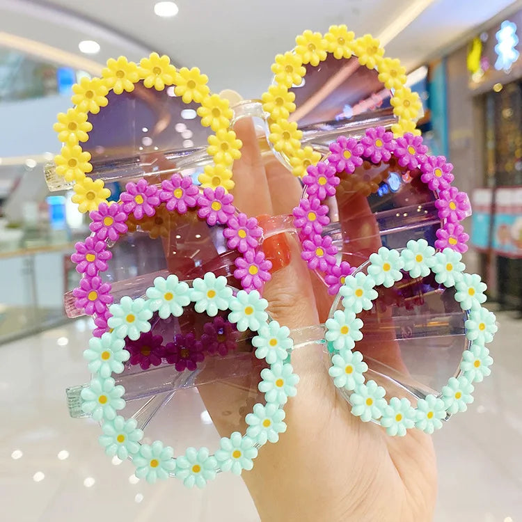 2022 New Girl Boys Cute Sunglasses Flower Outdoor Children Lovely Vintage Sunglasses UV400 Classic Toddler Kids Shades