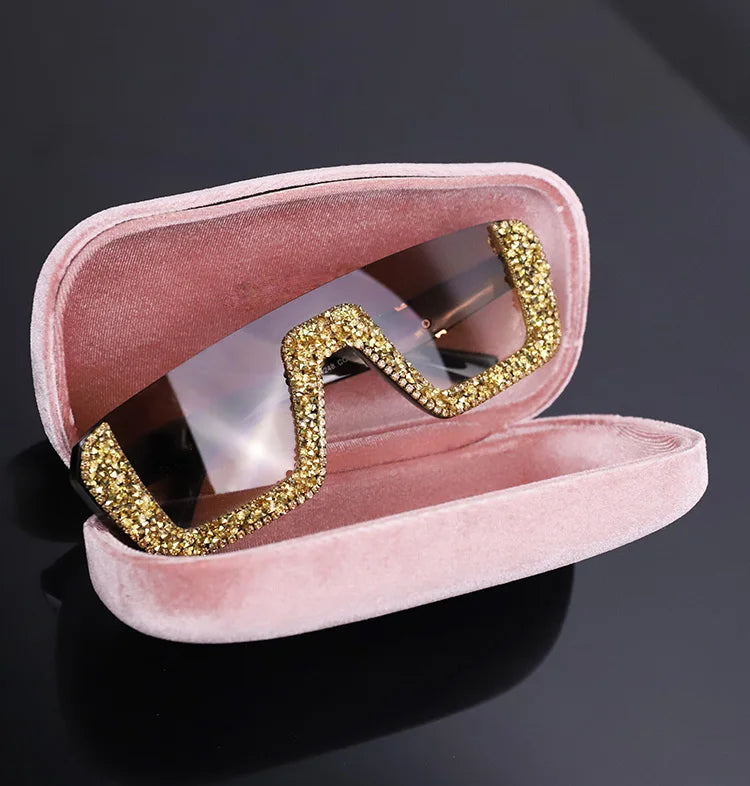 2026 New Arrivals Bling Studded High Quality Glitter Luxury Designer Sun Glasses Shades Rhinestone Square Sunglasses for Woman