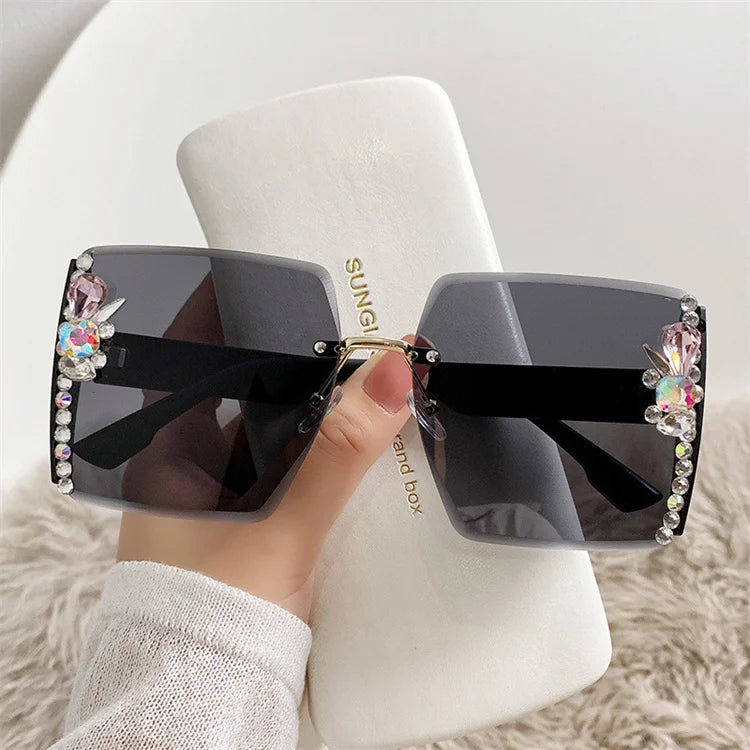 2024 Luxury Vintage Sunglasses Branded Custom logo Eyewear Shades Oversized Female Rimless Square Diamond Ladies Sunglasses