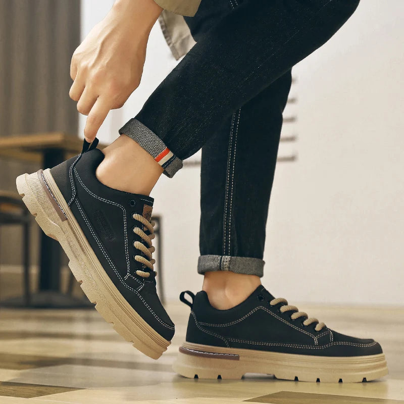 Men Leather Casual Shoes Outdoor Thick Sole Men Work Boots Comfortable Walking Sports Shoes for Men Designer Anti-Slip Men Shoes