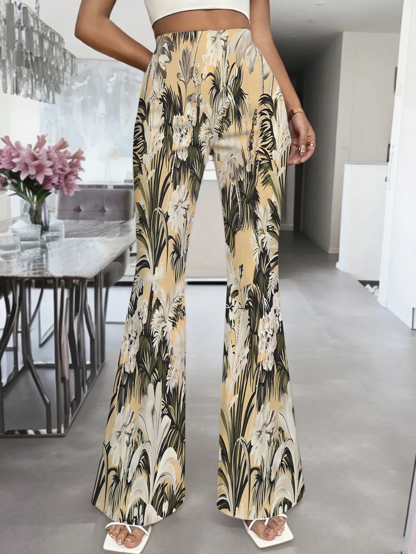 Flared Pants for Leg Shaping Commute Suitable Casual Trousers for Women Enhance Silhouette Comfortable Streetwear