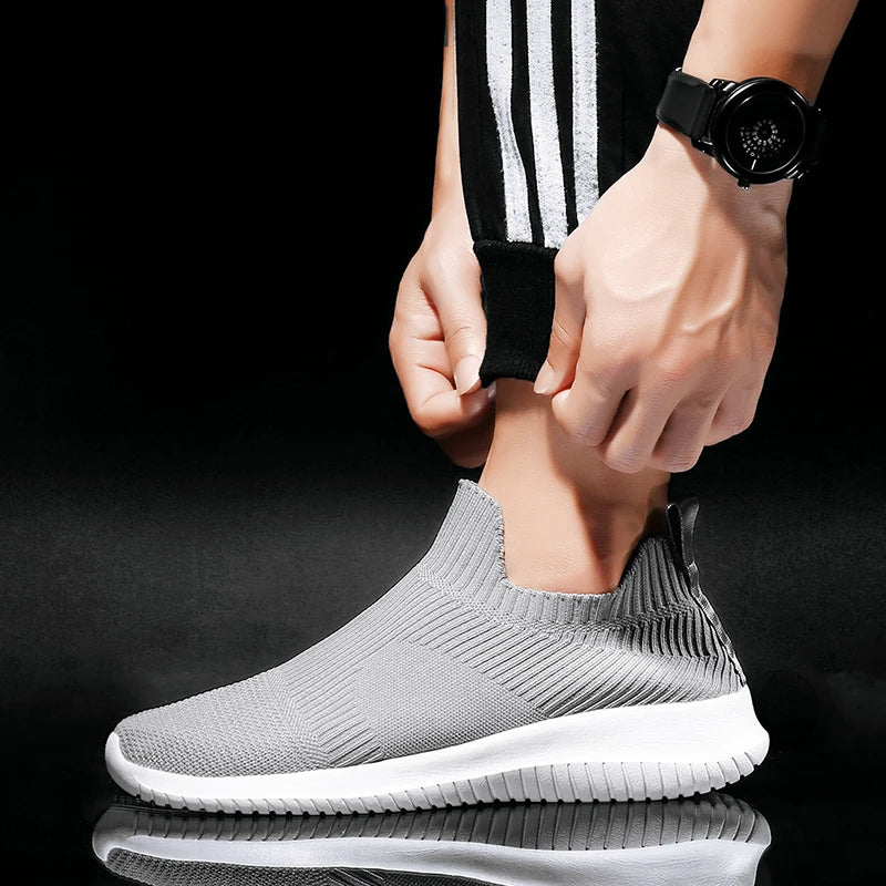 Summer Fashion Men Sneakers Breathable Men Fashion Shoes Slip On Sneakers For Men Cheap Men Loafers Shoes Without Laces