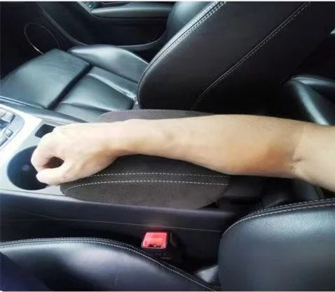 For SKODA KODIAQ SKODA KAROQ 17-22 Accessories Leather suede warp Central Armrest Box Protection Sleeve Decoration modification