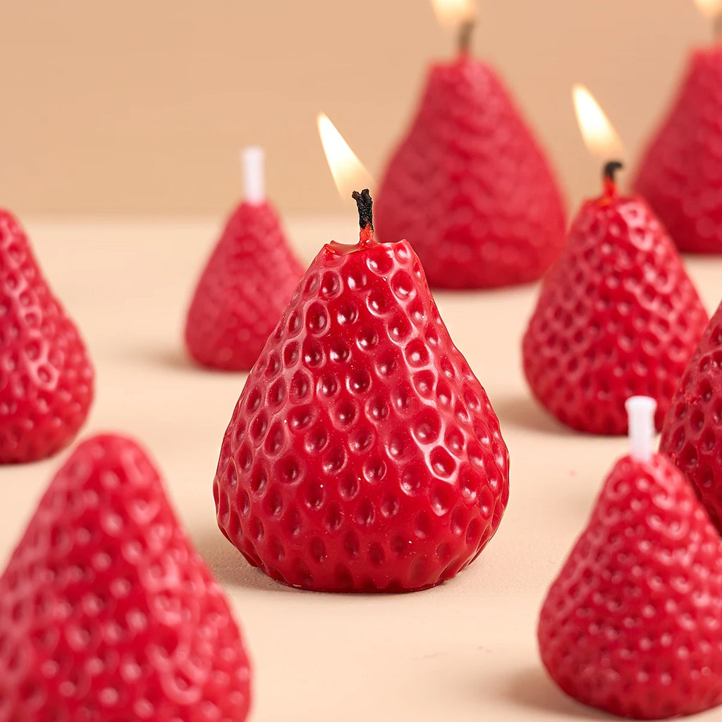 3D Strawberry Aromatherapy Candle Silicone Mold DIY Handmade Romantic Scented for Valentine's Day Party Home Decor Birthday Gift