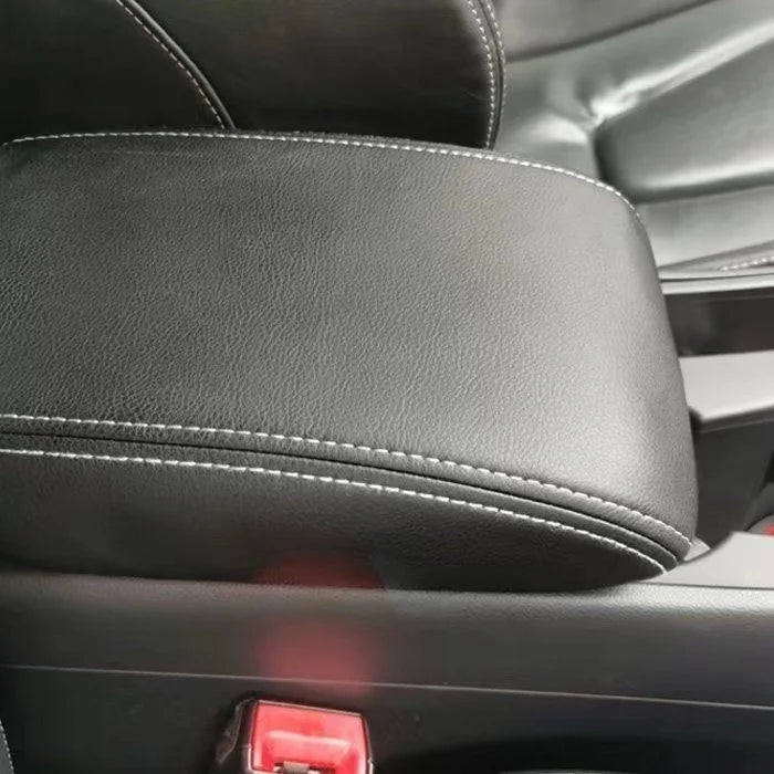 For SKODA KODIAQ SKODA KAROQ 17-22 Accessories Leather suede warp Central Armrest Box Protection Sleeve Decoration modification