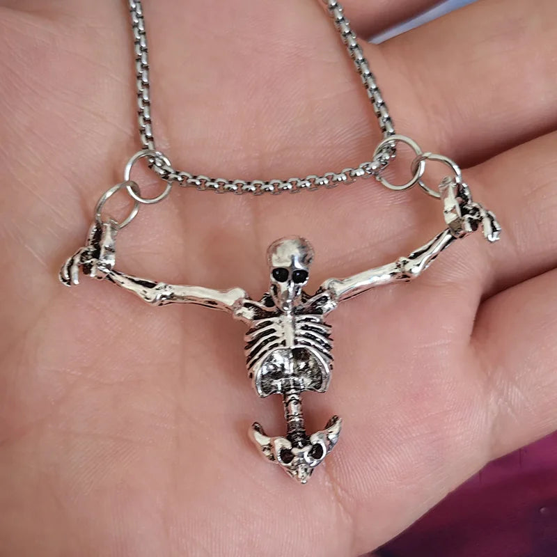 Collier Femme Medusa Pendant Gothic Ancient Greek Snake Necklace Para Hombre Femme Cadeau