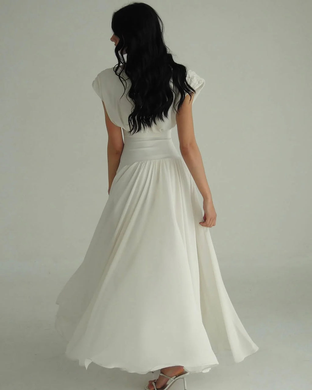 Elegant Sleeveless Girdling Long Dress Women O-neck High Waist Solid A-line Long Big Swing Dresses 2025 Summer Holiday Lady Robe